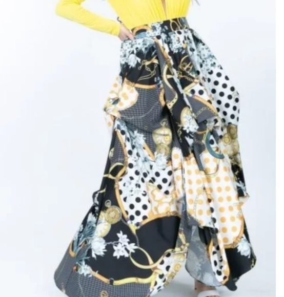 Tacked Maxi Skirt - Picture 2 of 3